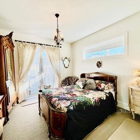 Papanui Paris Inspired Apartment Christchurch Esterno foto